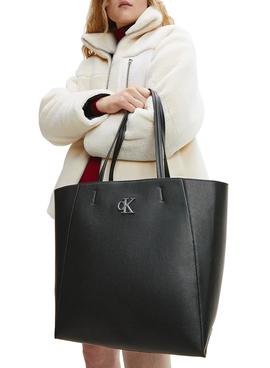 Bolso Calvin Klein Minimal Monogram Sho Negro