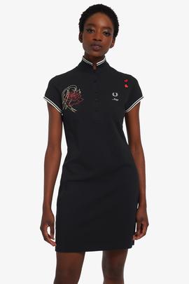 Vestido con Estampado en la Espalda Negro Fred Perry Para Mujer