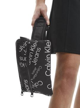 Riñonera Calvin Klein Stack Logo Negra para Kids