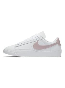 nike blazer low le white