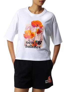 Camiseta New Balance Essentials Super Bloom Blanco 