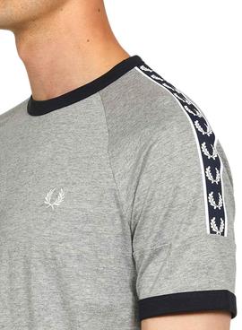 Camiseta Fred Perry Taped Ringer Gris Hombre