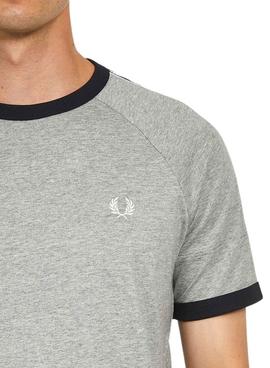 Camiseta Fred Perry Taped Ringer Gris Hombre