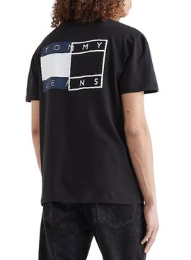 Camiseta Tommy Jeans Twisted Flag Negra Hombre