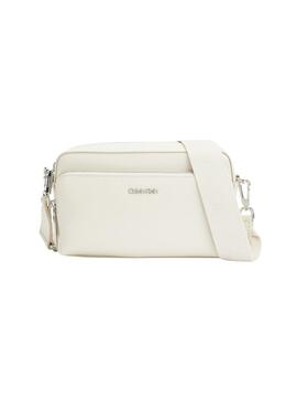 Bolso Calvin Klein CK Must Camera Bag Beige Mujer