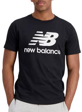 Camiseta New Balance Essentials Negra Hombre