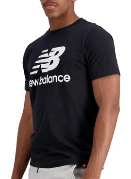 Camiseta New Balance Essentials Negra Hombre