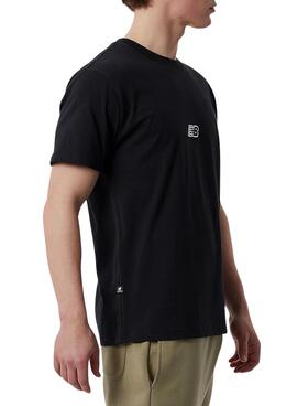 Camiseta New Balance Essentials Negro para Hombre