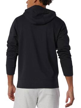 Sudadera New Balance Essentials Staked Logo Negra