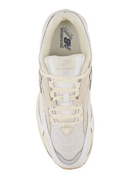 Zapatillas New Balance 725V1 Beige Para Mujer