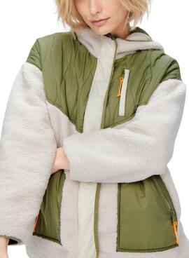 Chaqueta Only Tinka Teddy para Mujer Verde