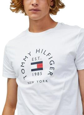 Camiseta Tommy Hilfiger Flag Arch Hombre Blanca