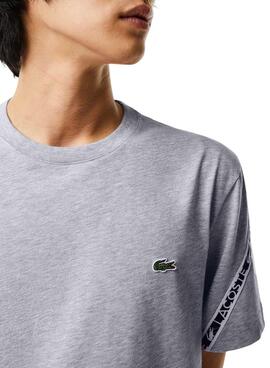Camiseta Lacoste Bandas Logo para Hombre Gris