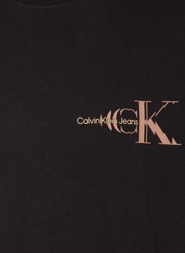 Camiseta Calvin Klein Glitched Monologo Negro 