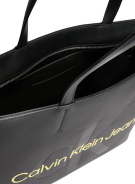 Bolso Calvin Klein Sculpted Negro para Mujer