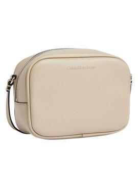 Bolso Calvin Klein Sculpted Camera Marrón Mujer