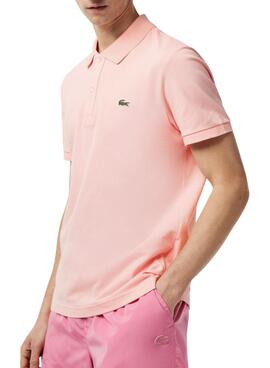 Polo Lacoste Chamise Col Bord Rosa para Hombre