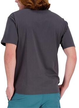 Camiseta New Balance AT Graphic Negro Hombre