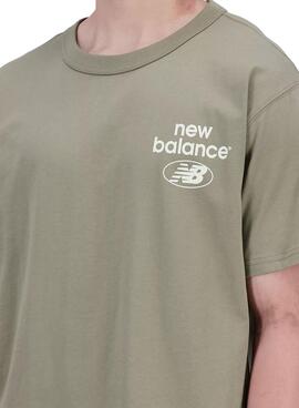 Camiseta New Balance Reimagined Verde para Hombre