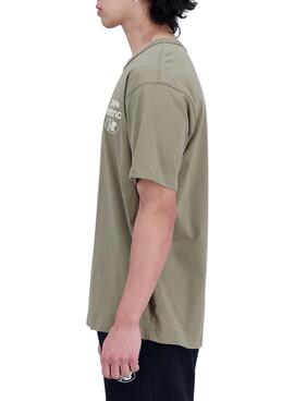 Camiseta New Balance Reimagined Verde para Hombre