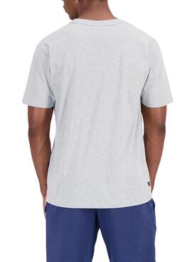 Camiseta New Balance Reimagined Gris para Hombre
