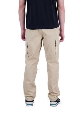 Pantalón New Balance Athletics Cargo Beige Hombre
