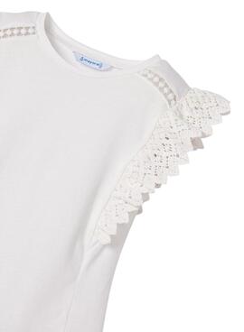 Camiseta Mayoral Volante Crochet Blanco para Niña