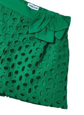 Pantalón Corto Mayoral Perforado Verde para Niña