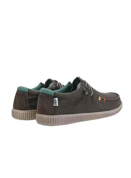 Zapatillas Walkin Pitas Wallabi Flag Gris Hombre