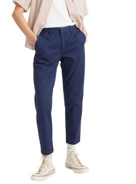 Pantalón Levis Essential Chino Marino Para Mujer