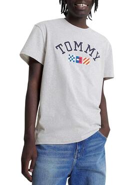 Camiseta Tommy Jeans Sailing Gris para Hombre