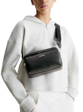 Bolso Calvin Klein Must Camera Bag Negro Mujer