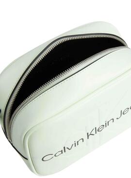 Bolso Calvin Klein Sculpted Camera Verde Mujer