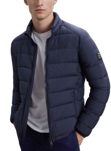 Chaqueta Ecoalf para hombre en azul marino: sostenible y