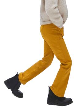 Pantalón Mayoral Tachuelas Bolsillos Amarillo Niña