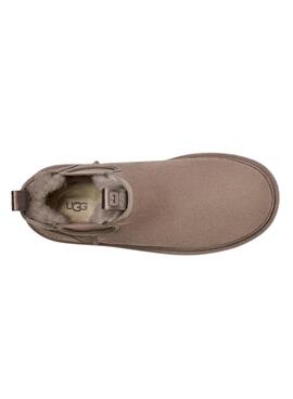 Botas UGG Neumel Platform Chelsea Marrón Mujer
