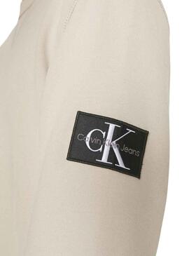 Sudadera Calvin Klein Badge Crew Beige Hombre