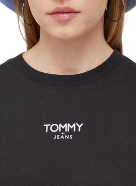Camiseta Tommy Jeans Essential Logo Negro Mujer