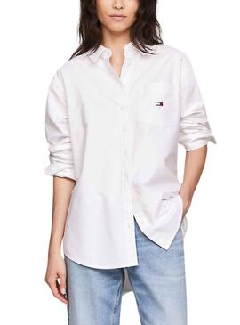 Camisa Tommy Jeans Badge Boyfriend Blanco Mujer