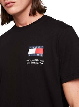 Camiseta de hombre Tommy Jeans essential flag slim negro