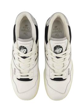 Zapatillas New Balance 550 blanco y negro para hombre.