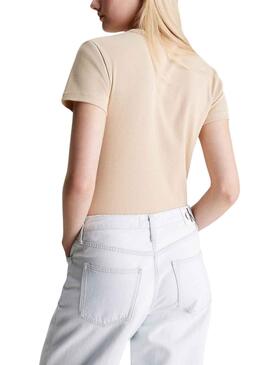 Camiseta Calvin Klein Woven Label Beige Para Mujer