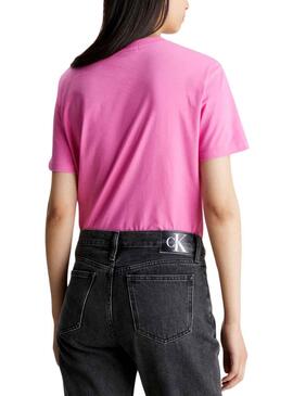 Camiseta Calvin Klein Embro Badge Rosa Para Mujer