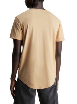 Camiseta Calvin Klein Turn Up Beige Para Hombre