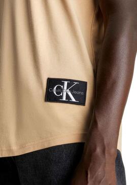 Camiseta Calvin Klein Turn Up Beige Para Hombre