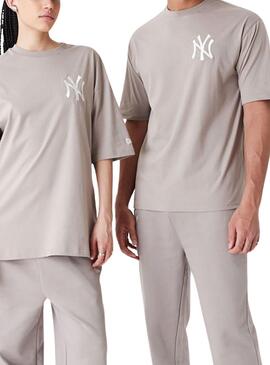 Camiseta New Era New York Yankees League Marrón