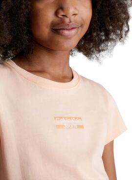 Camiseta Calvin Klein Hero Rosa Para Niña