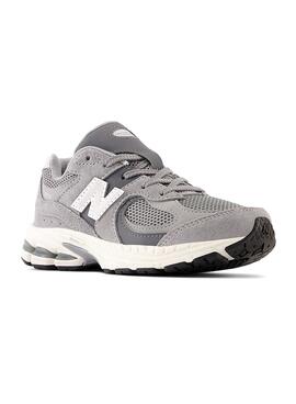 Zapatillas New Balance 2002 gris para niño y niña