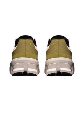Zapatillas On Running Cloudmonster beige para hombre.
