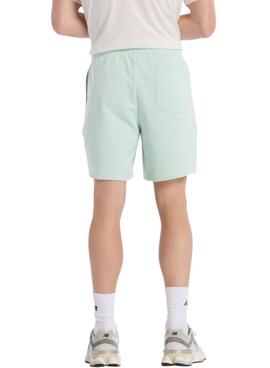 Bermuda New Balance Sport Essentials verde para hombre